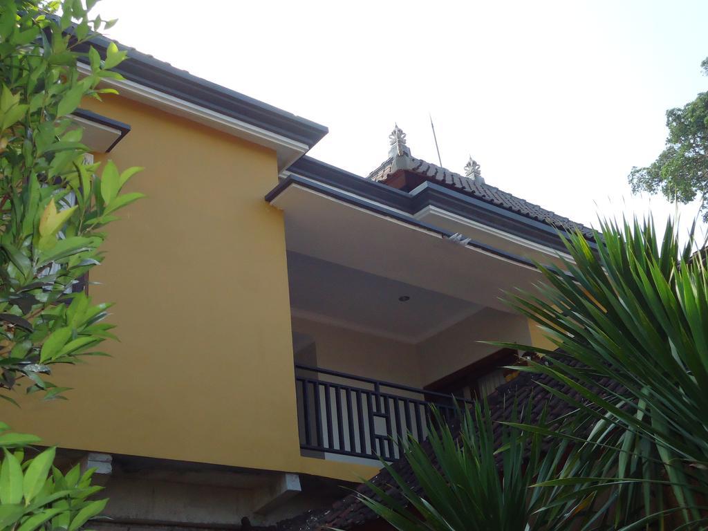 Dewa Put Pensión Ubud Exterior foto