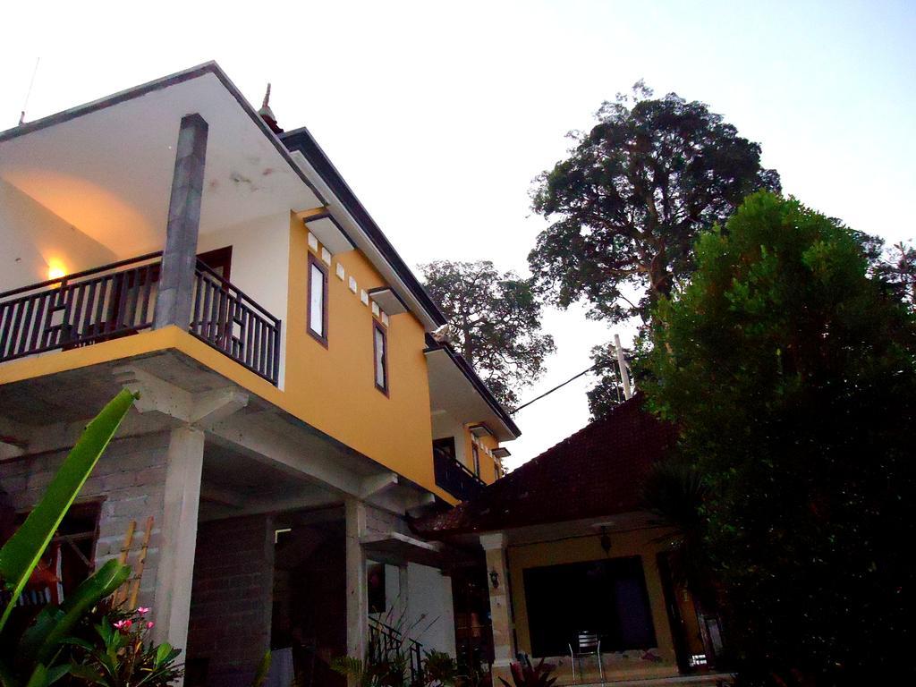 Dewa Put Pensión Ubud Exterior foto
