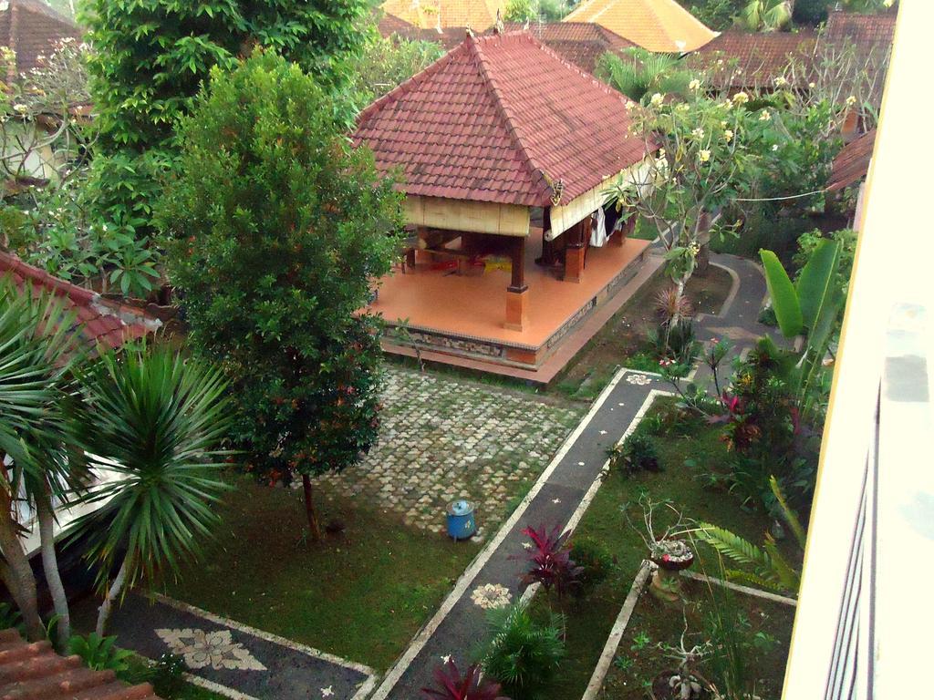 Dewa Put Pensión Ubud Exterior foto