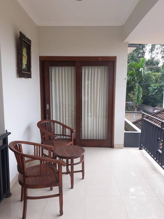 Dewa Put Pensión Ubud Exterior foto